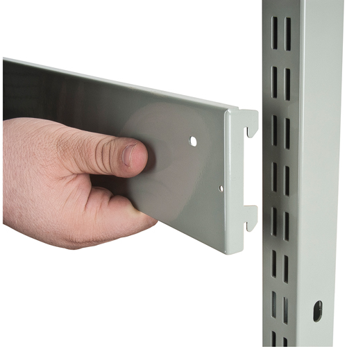 Servante mobile de bacs &agrave; plateaux inclinables - chariot seulement, &agrave; deux c&ocirc;t&eacute;s, 26-1/4" la x 22" p x 57-1/2" h Quali-T-Solutions