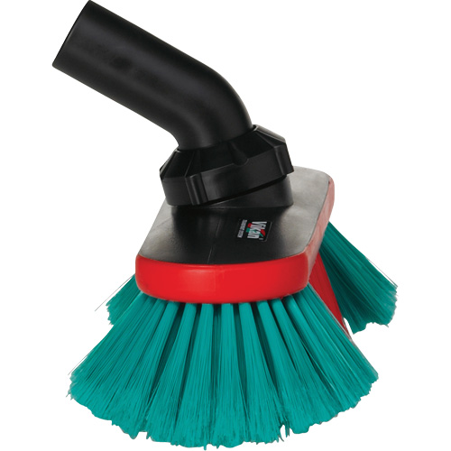 Brosse avec t&ecirc;te ajustable et alimentation en eau pour v&eacute;hicules de la s&eacute;rie Transport Quali-T-Solutions