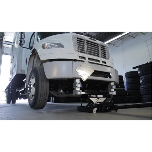 Cric de levage dextr&eacute;mit&eacute; par pare-chocs, Capacit&eacute; de 12 tonne(s), 8" - 15-3/4" h Quali-T-Solutions