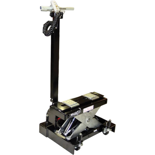 Cric de service de plancher, 12 tonne(s) Capacit&eacute;, 7-1/2" Abaiss&eacute;e, 15-3/4" &eacute;lev&eacute;e, Air comprim&eacute;/hydraulique Quali-T-Solutions