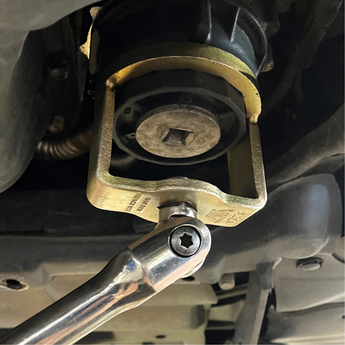 Cl&eacute; pour filtre &agrave; huile Toyota – 4, 6 et 8 cylindres Quali-T-Solutions