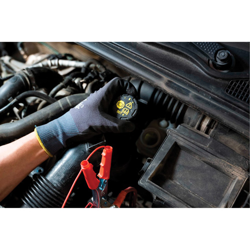 Short Frame Brake-Pro Pressure Brake Bleeder with Adapters Quali-T-Solutions