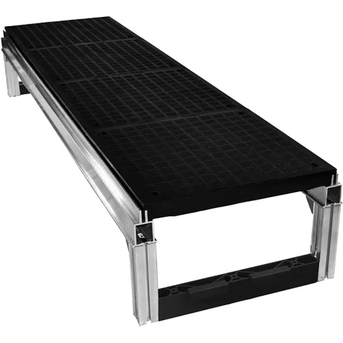 Trousse de plateforme de travail modulaire en aluminium lisse FOUNDATION, 36" la x 72" pr, Capacit&eacute; de 400 lb, Enti&egrave;rement soud&eacute; Quali-T-Solutions