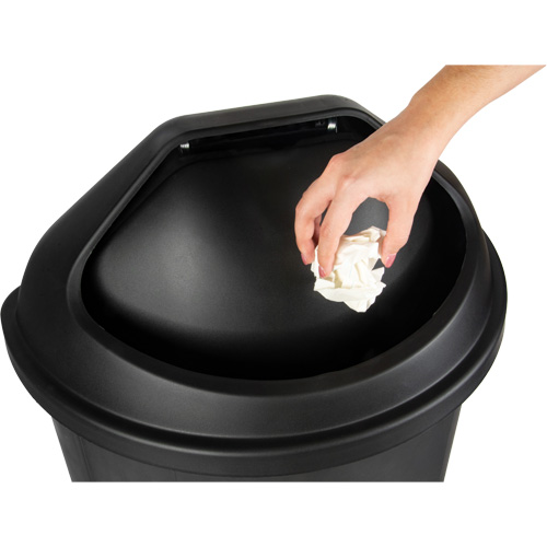 Couvercle pour poubelle demi-ronde, Couvercle demi-rond, Poly&eacute;thyl&egrave;ne Quali-T-Solutions