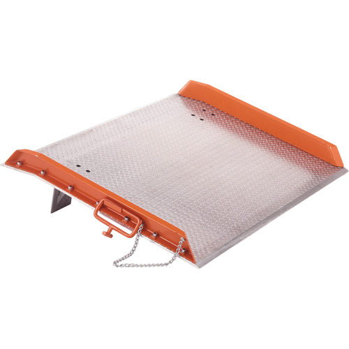 Rampes de chargement en aluminium, 72" lo x 72" la, Cap. 10 000 lb Quali-T-Solutions