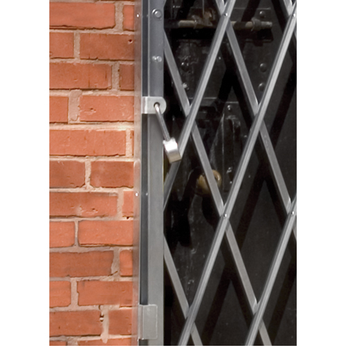 Barri&egrave;res de porte robustes, Simple, 4' lo x 5' 9" h d&eacute;ploy&eacute; Quali-T-Solutions