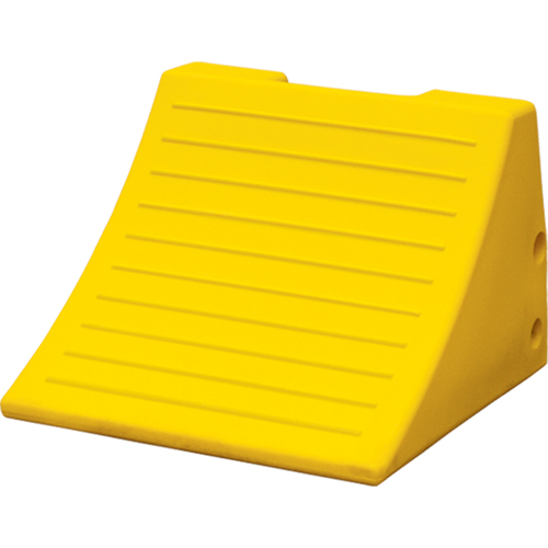 Cales-roue robustes, Polyur&eacute;thane, Jaune s&eacute;curit&eacute;, 15-1/10" la x 15" p x 11" h Quali-T-Solutions