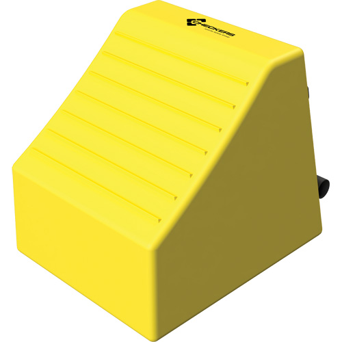 Cale de roue ultra-robuste pour l'exploitation mini&egrave;re Checkers Safety, PEHD, Jaune, 14-1/2" la x 17-1/2" p x 16" h Quali-T-Solutions