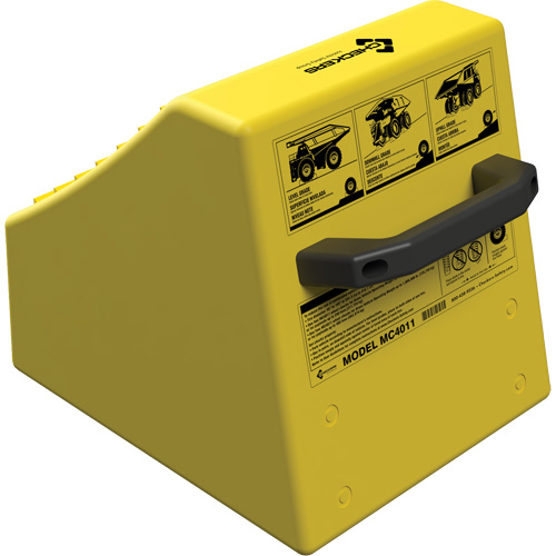 Cale de roue ultra-robuste pour l'exploitation mini&egrave;re Checkers Safety sans support, PEHD, Jaune, 14-1/2" la x 17-1/2" p x 16" h Quali-T-Solutions