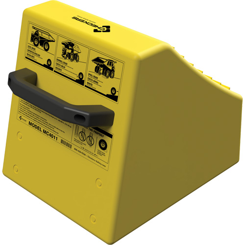 Cale de roue ultra-robuste pour l'exploitation mini&egrave;re Checkers Safety sans support, PEHD, Jaune, 14-1/2" la x 17-1/2" p x 16" h Quali-T-Solutions