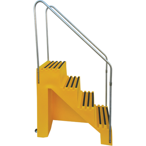 Escabeau industriel, 4 marches, 43" x 22-1/2" x Hauteur 66" Quali-T-Solutions
