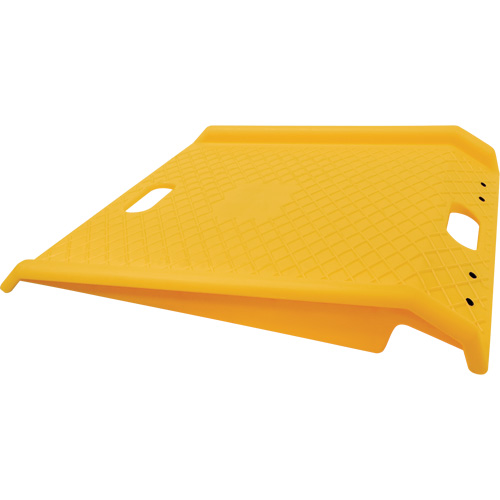 Portable Poly Hand Truck Curb Ramp, 1000 lbs. Capacity, 27" W x 27" L Quali-T-Solutions