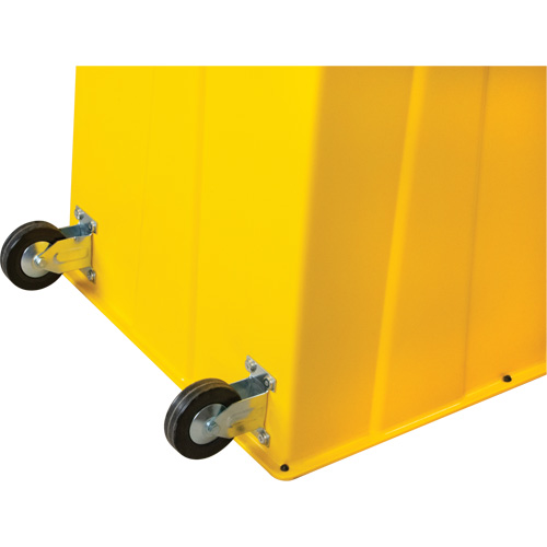 Industrial Step Stool, 4 Steps, 44" x 22-1/4" x 65-1/8" High Quali-T-Solutions