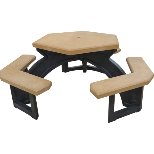Tables de pique-nique hexagonales en plastique recycl&eacute;, 78" lo x 78" la, C&egrave;dre Quali-T-Solutions