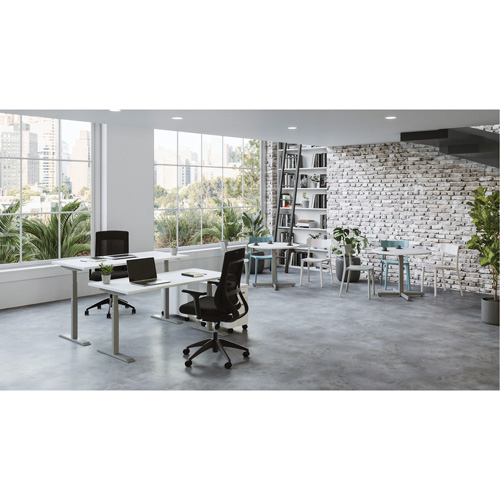 Table rectangulaire &agrave; hauteur r&eacute;glable Newland Quali-T-Solutions