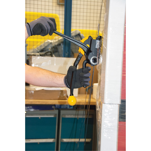 Outil pour scellage manuel sans joint de feuillards d'acier Quali-T-Solutions