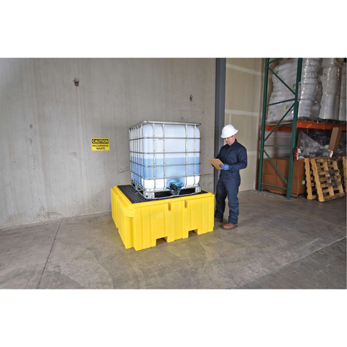 GRV Spill Pallet Plus avec drain, Capacit&eacute; de d&eacute;versement 365 gal. US, 62" x 62" x 28" Quali-T-Solutions