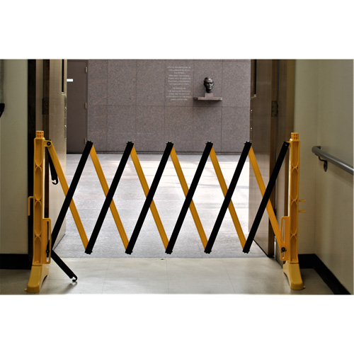 Xpandit Barricade, 36" H x 11.5' L, Black/Yellow Quali-T-Solutions