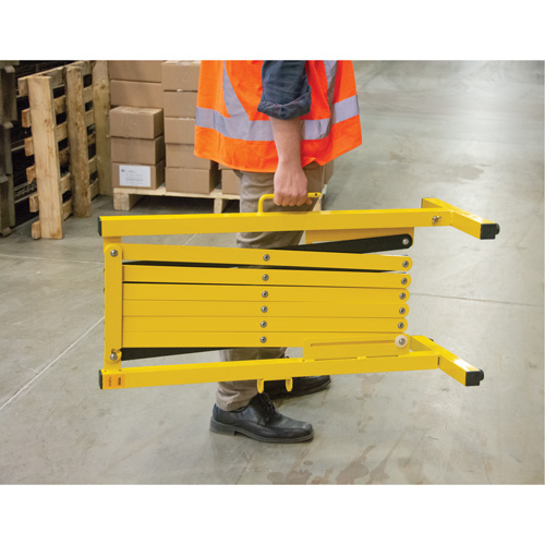 Barri&egrave;re extensible, 37" h x 11' lo, Noir/Jaune Quali-T-Solutions