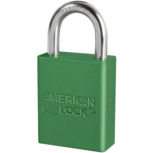 Cadenas de s&eacute;curit&eacute; American Lock, Vert, Cl&eacute;s identiques, Aluminium, Largeur de 1-1/2" Quali-T-Solutions