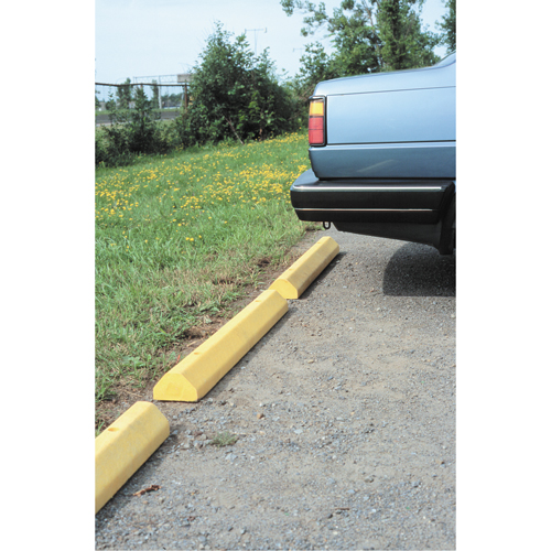 Butoirs pour voitures, Plastique, 4' l, Jaune Quali-T-Solutions