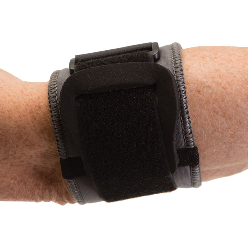 Gaines enveloppantes thermiques pour coude du joueur de tennis Quali-T-Solutions