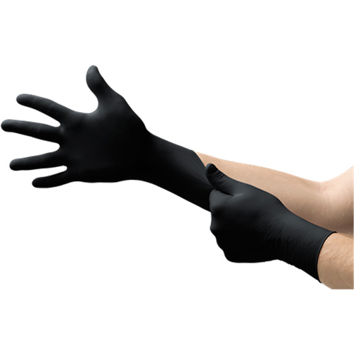 Gants d'examen MidKnight, T-Grand, Nitrile, 4,7 mils, Sans poudre, Noir, Classe 2 Quali-T-Solutions