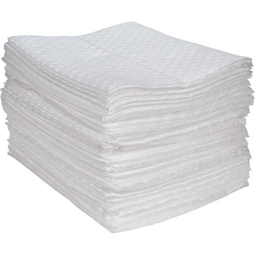 Feuilles absorbantes en fibres fines de premi&egrave;re qualit&eacute;, Huile seulement, 15" x 17", 30 gal. d'absorption Quali-T-Solutions