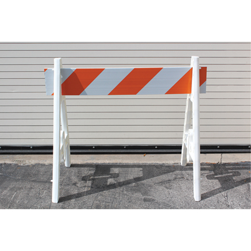 Barricades, En A, 96" lo x 40" h, Orange/Blanc Quali-T-Solutions