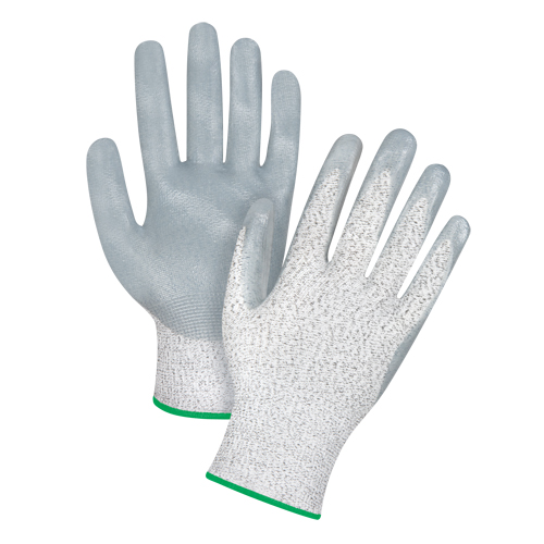 Gants haute performance r&eacute;sistants &agrave; la coupe, Taille Moyen/8, Calibre 13, Rev&ecirc;tement Nitrile, Enveloppe en PEHP, ANSI/ISEA 105 niveau 4/EN 388 niveau 5 Quali-T-Solutions