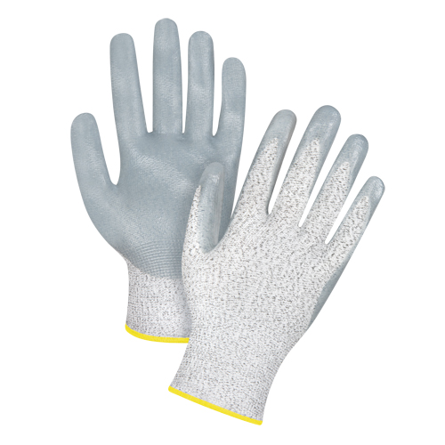 Gants haute performance r&eacute;sistants &agrave; la coupe, Taille 2T-Grand/11, Calibre 13, Rev&ecirc;tement Nitrile, Enveloppe en PEHP, ANSI/ISEA 105 niveau 4/EN 388 niveau 5 Quali-T-Solutions