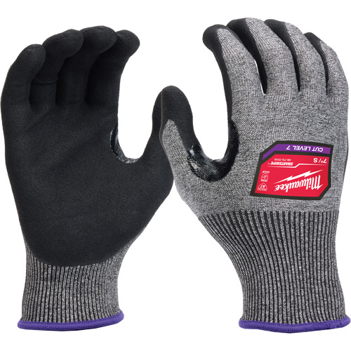 Gants enduits par trempage &agrave; dext&eacute;rit&eacute; &eacute;lev&eacute;e, Taille Petit, Calibre 18, Rev&ecirc;tement Nitrile, Enveloppe en Nylon/Poly&eacute;thyl&egrave;ne/Tungst&egrave;ne, ASTM ANSI niveau A7/EN 388 niveau F Quali-T-Solutions