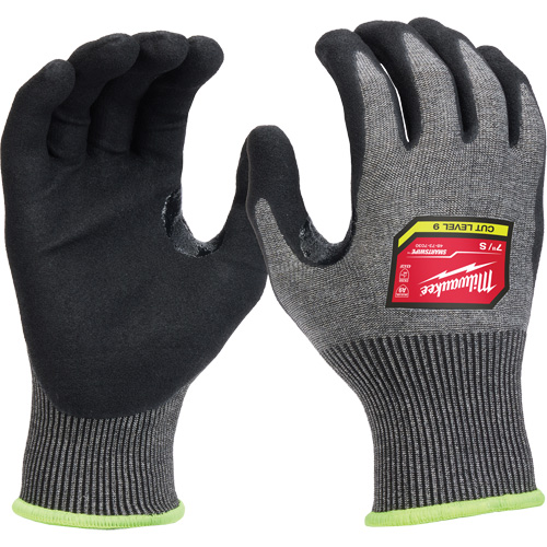 Gants enduits par trempage &agrave; dext&eacute;rit&eacute; &eacute;lev&eacute;e, Taille Petit, Calibre 18, Rev&ecirc;tement Nitrile, Enveloppe en Nylon/Poly&eacute;thyl&egrave;ne/Tungst&egrave;ne, ASTM ANSI niveau A9/EN 388 niveau F Quali-T-Solutions
