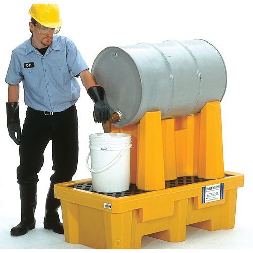 Ultra-Drum Rack 1-Drum Containment System with Drain, 52" L x 29" W x 49.5" H, 750 US gal. Capacity Quali-T-Solutions