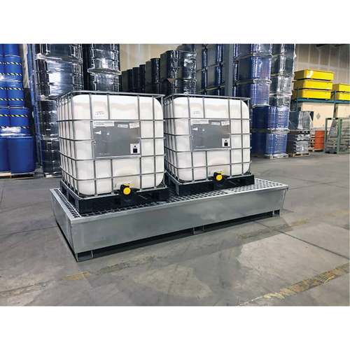 Ultra-Twin IBC Spill Pallet en acier, Capacit&eacute; de d&eacute;versement 370 gal. US, 103,8" x 26,8" x 51,1" Quali-T-Solutions