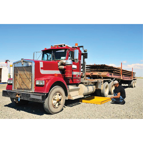 Flexible Ultra-Utility Tray, 30" lo x 30" la x 4,8" h, Cap. de d&eacute;versement 9,5 gal. US Quali-T-Solutions