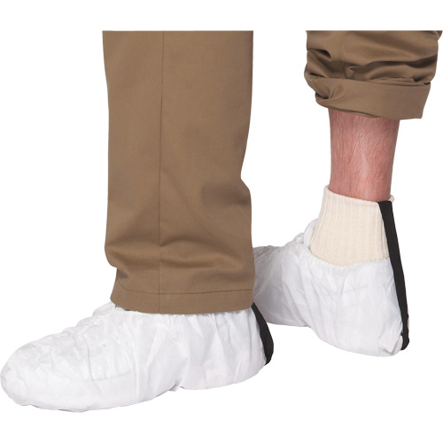 Couvre-bottes ProShield 30, Grand, Polypropyl&egrave;ne, Blanc Quali-T-Solutions