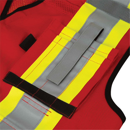 6678 Veste d'arpenteur antimicrobienne haute visibilit&eacute; avec dos en maille, Rouge, Petit, Polyester Quali-T-Solutions