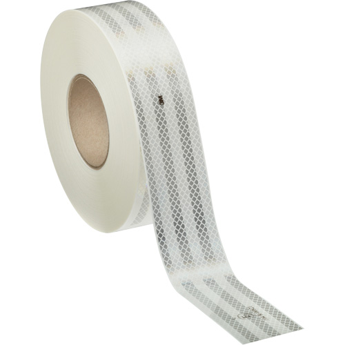 3M Scotchlite Diamond Grade mat&eacute;riau de perceptibilit&eacute; S&eacute;rie 983, 2" la x 150' lo, Blanc Quali-T-Solutions