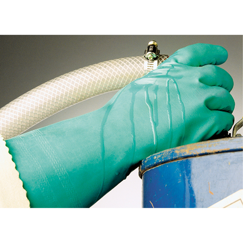 Gants &agrave; prise emboss&eacute;e &agrave; motif en Z StanSolv, Taille Moyen/8, 14" lo, Nitrile, Doublure en Interlock, 11 mils Quali-T-Solutions