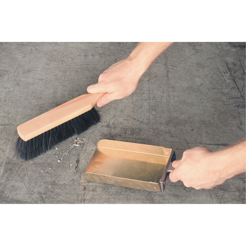 Dust Pan, Metal Quali-T-Solutions