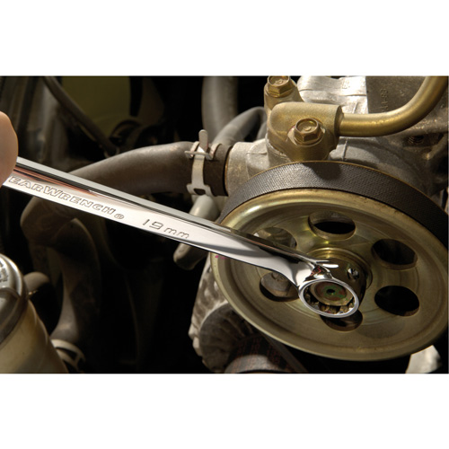 Jeu d'outils pour m&eacute;caniciens &agrave; 6 et 12 pans standards et profonds de 1/4", 3/8" et 1/2" SAE/m&eacute;triques Quali-T-Solutions