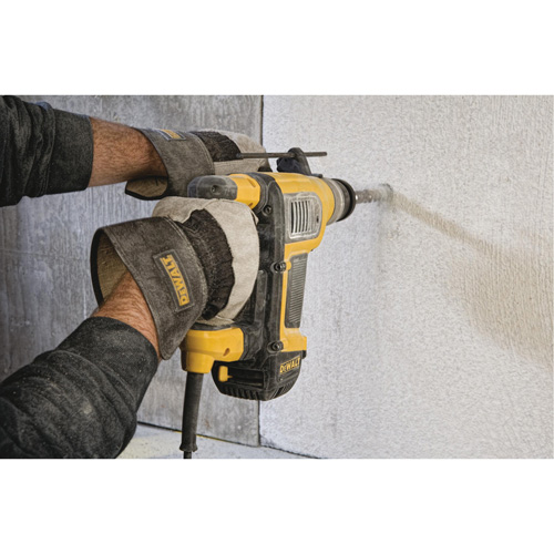 Marteau combin&eacute; SDS-Plus, 1-1/8", 9 A, 0-4700 Coups/min, 0-820 Tr/min, 3,1 lb-pi Quali-T-Solutions
