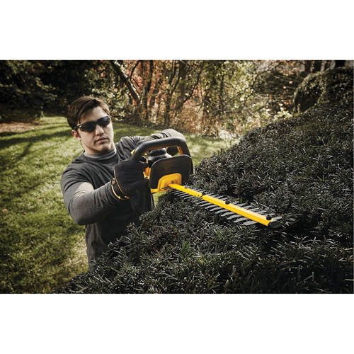 Taille-haie sans fil Max, 22", 20 V, &agrave; pile Quali-T-Solutions