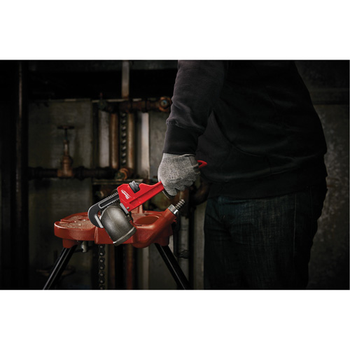 Cl&eacute; &agrave; tuyau, Cap des m&acirc;choires 1-1/2", Longueur 10", Fini Rev&ecirc;tement en poudre, Prise Ergonomique Quali-T-Solutions