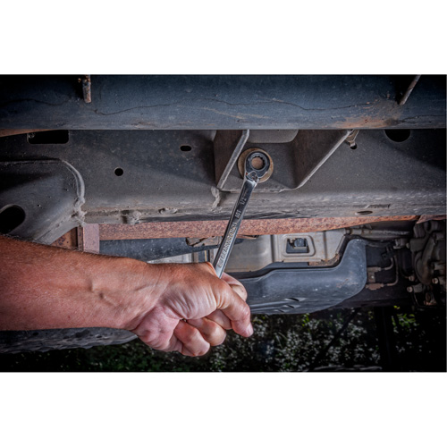 90-Tooth Reversible Ratcheting Wrench, 12 Point, 1/2", Chrome/Polished Finish Quali-T-Solutions