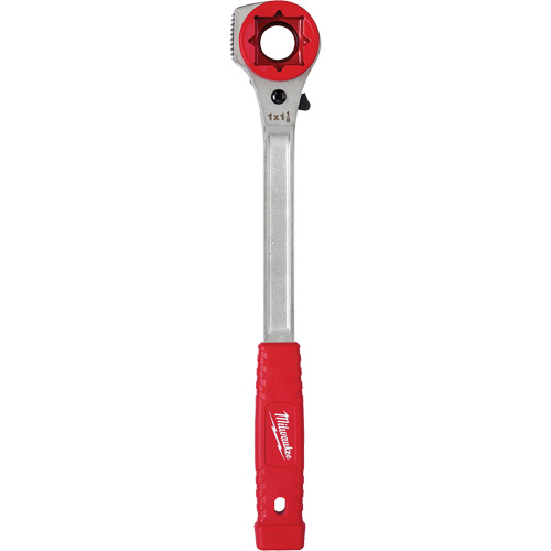 Cl&eacute; &agrave; cliquet &agrave; levier &eacute;lev&eacute;e pour monteur de ligne avec face de frappe frais&eacute;e, Prise de 3/4"/1"/1-1/8", Poign&eacute;e Ergonomique Quali-T-Solutions