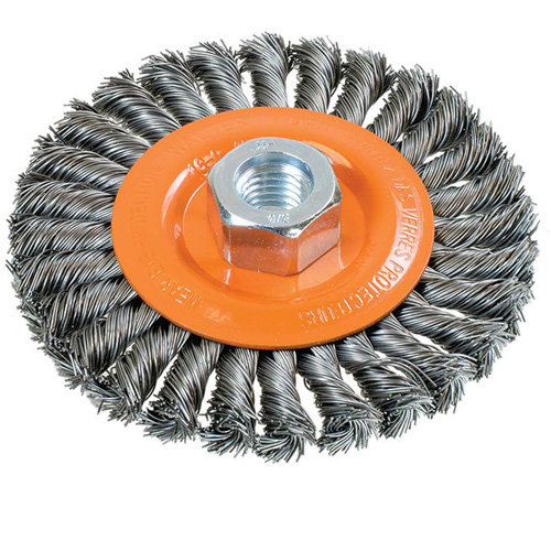 Brosse rotative &agrave; fils nou&eacute;s large, Dia. 4-1/2", Fils 0,02", Arbre 5/8"-11, Acier Quali-T-Solutions