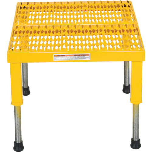 Plate-forme ajustable Step-Mate, 1 marche(s), 23-1/2" la x 19-9/16" lo x 16-1/2" h, Capacit&eacute; 500 lb Quali-T-Solutions