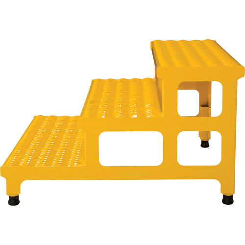 Plate-forme ajustable Step-Mate, 3 marche(s), 36-3/16" la x 33-7/8" lo x 22-1/4" h, Capacit&eacute; 500 lb Quali-T-Solutions